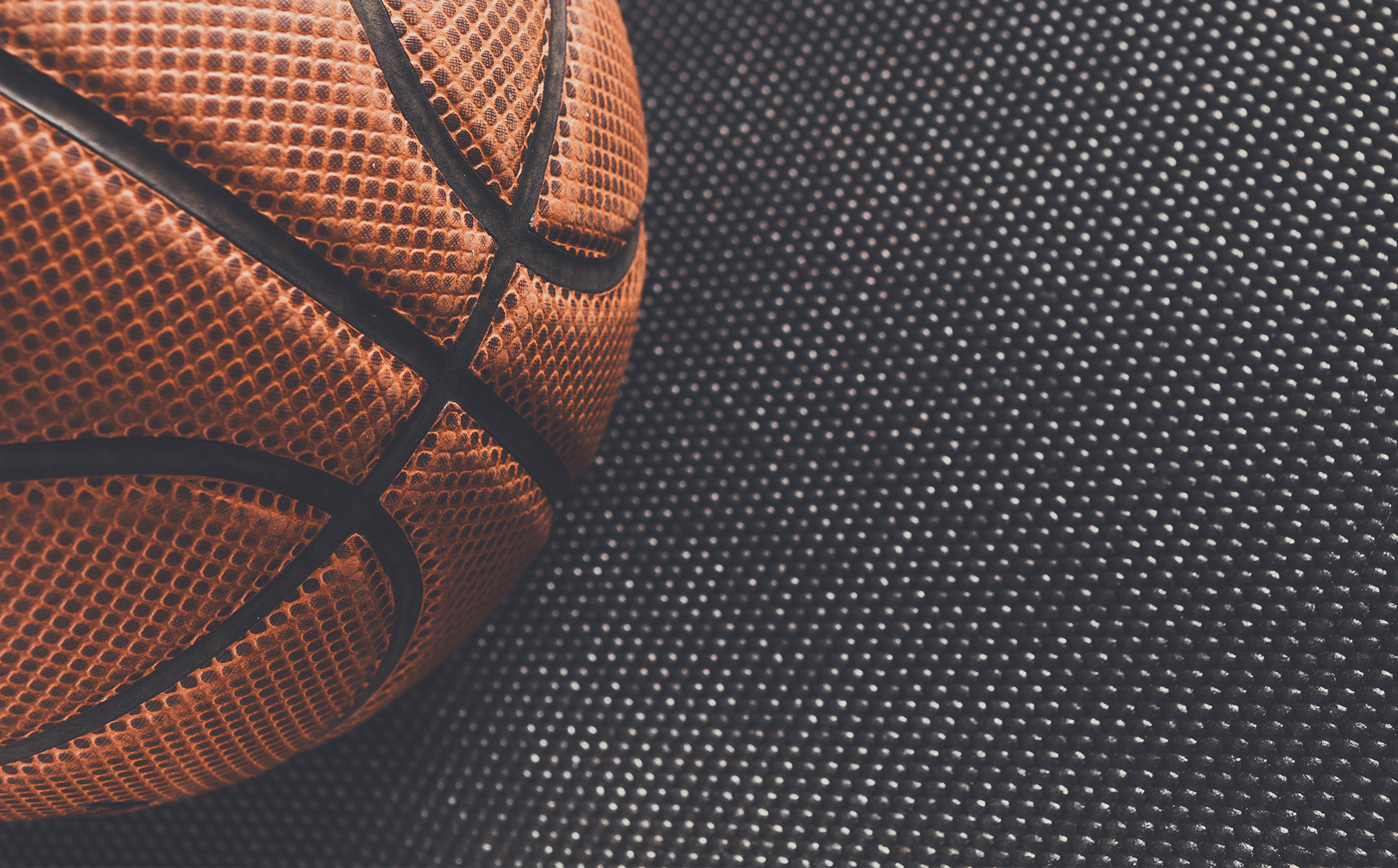 Basket ball for coach gift guide from Gift Card Store.